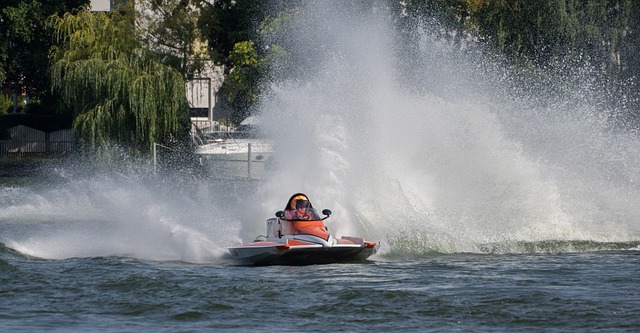 制这位年轻 制这位年轻